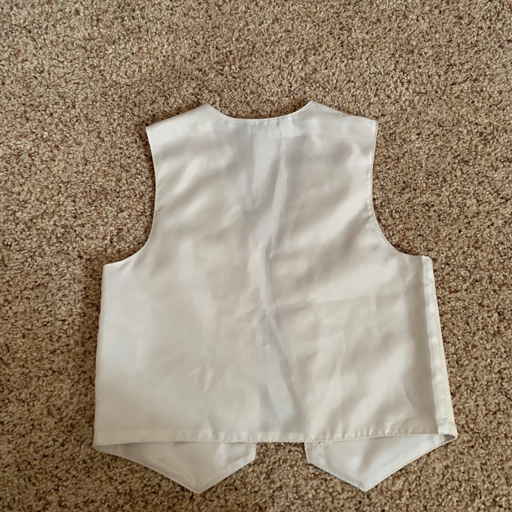 George vest - Picture 2 of 2